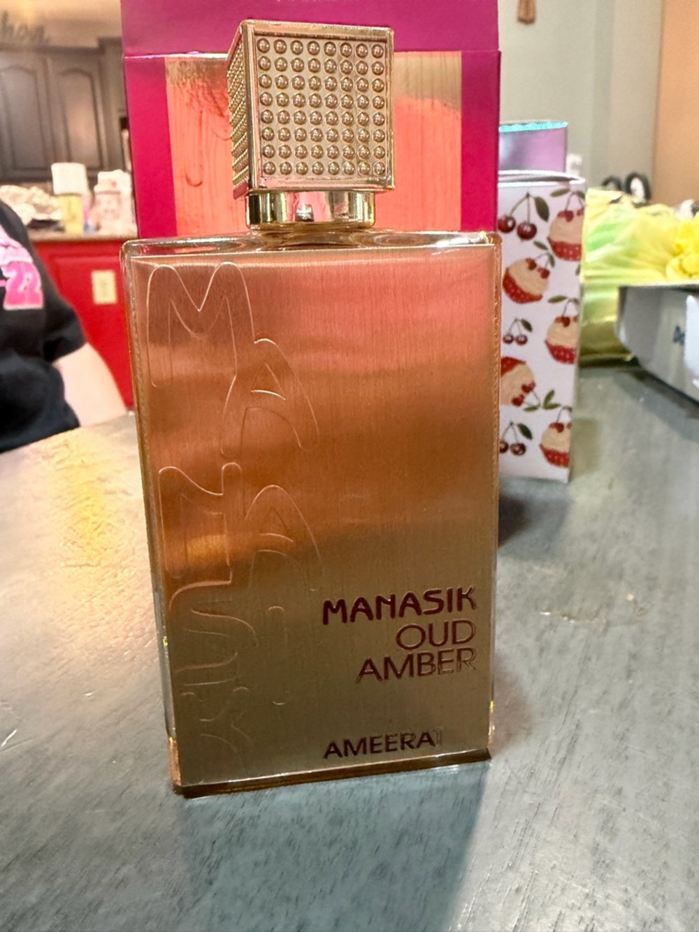 Ameera Manasik Oud Amber Eau de Parfum - Gold Bottle